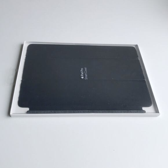 Apple iPad Pro 10.5 Smart Cover Charcoal Gray Grey Slimline Magnetic Folding - Picture 9 of 12